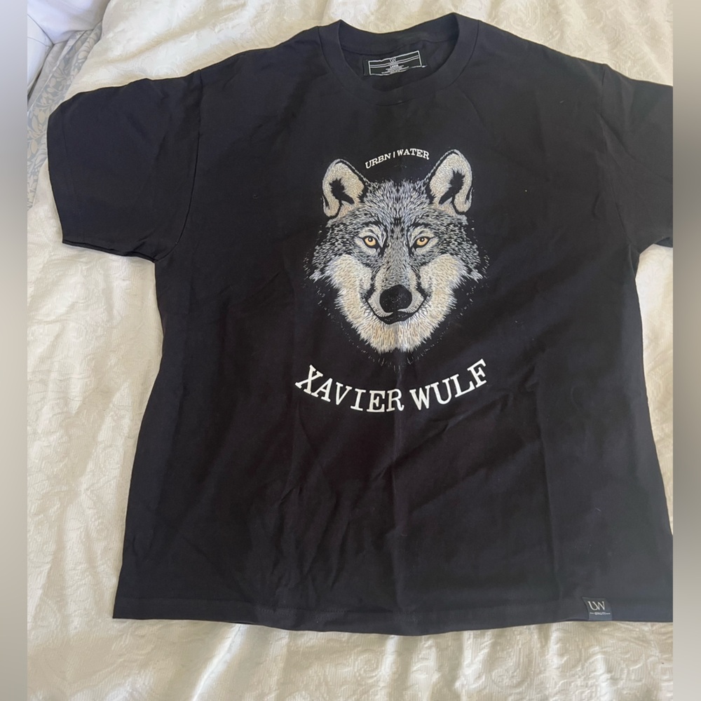 URBN WATER CO. Wolf Design T-Shirt